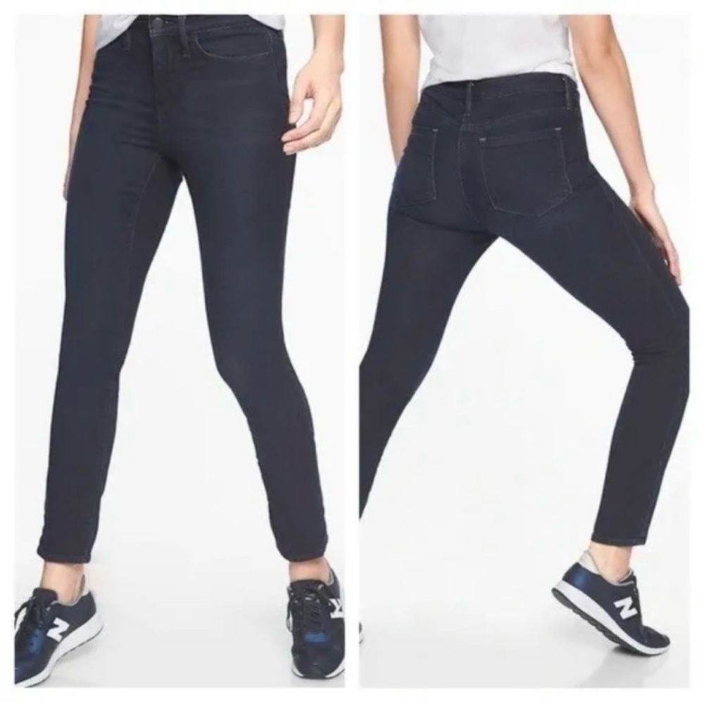Athleta Sculptek Skinny Jeans in Overdye Wash Size 6